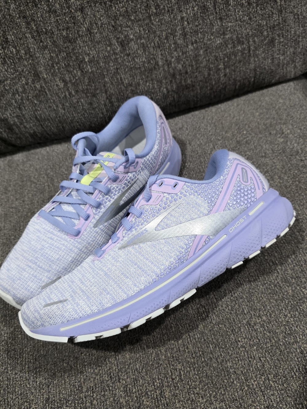 Brooks Ghost Women's Running Shoes - Lavender / Silver - Picture 10 of 10